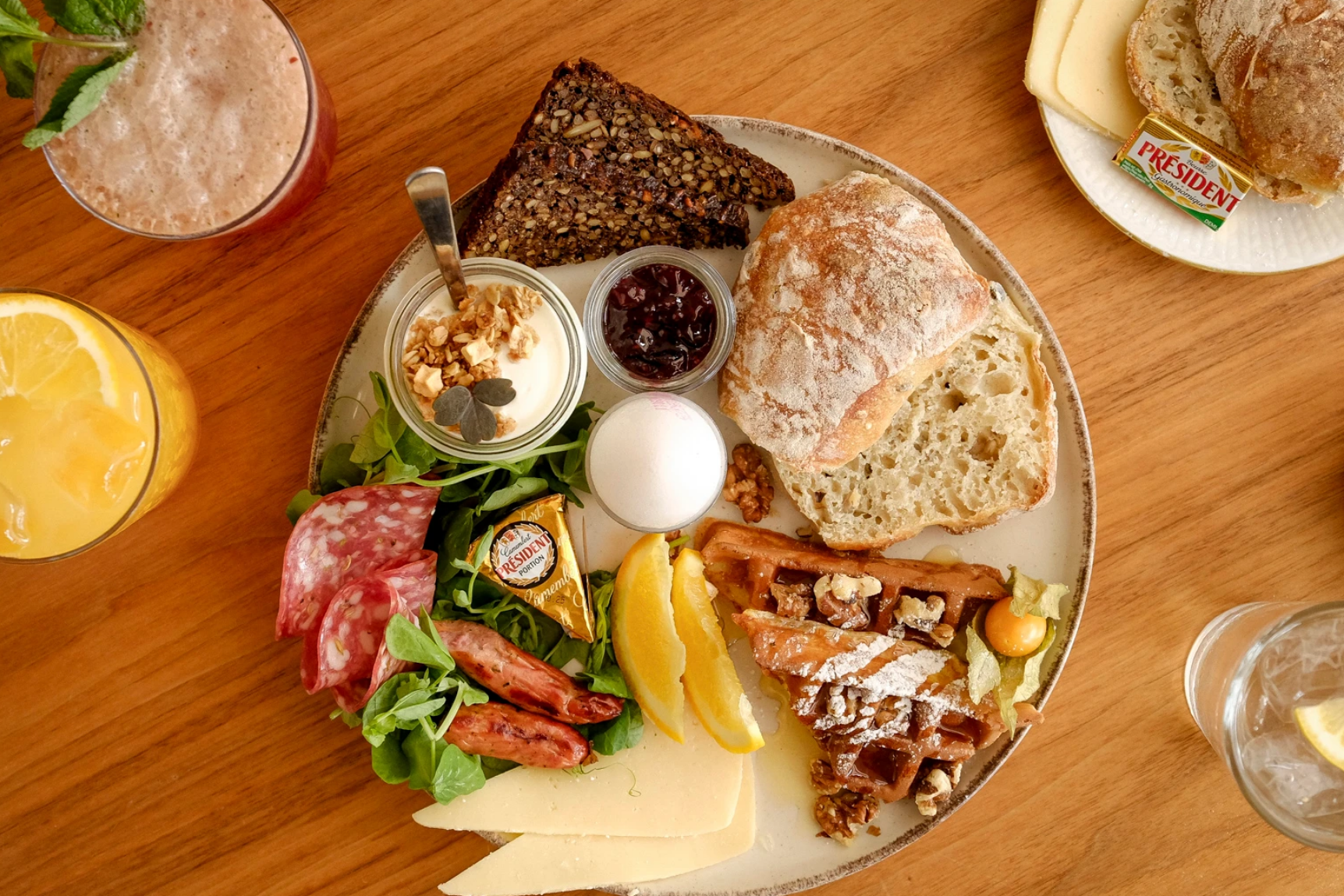 Brunch i Valby hos Kær Kaffebar